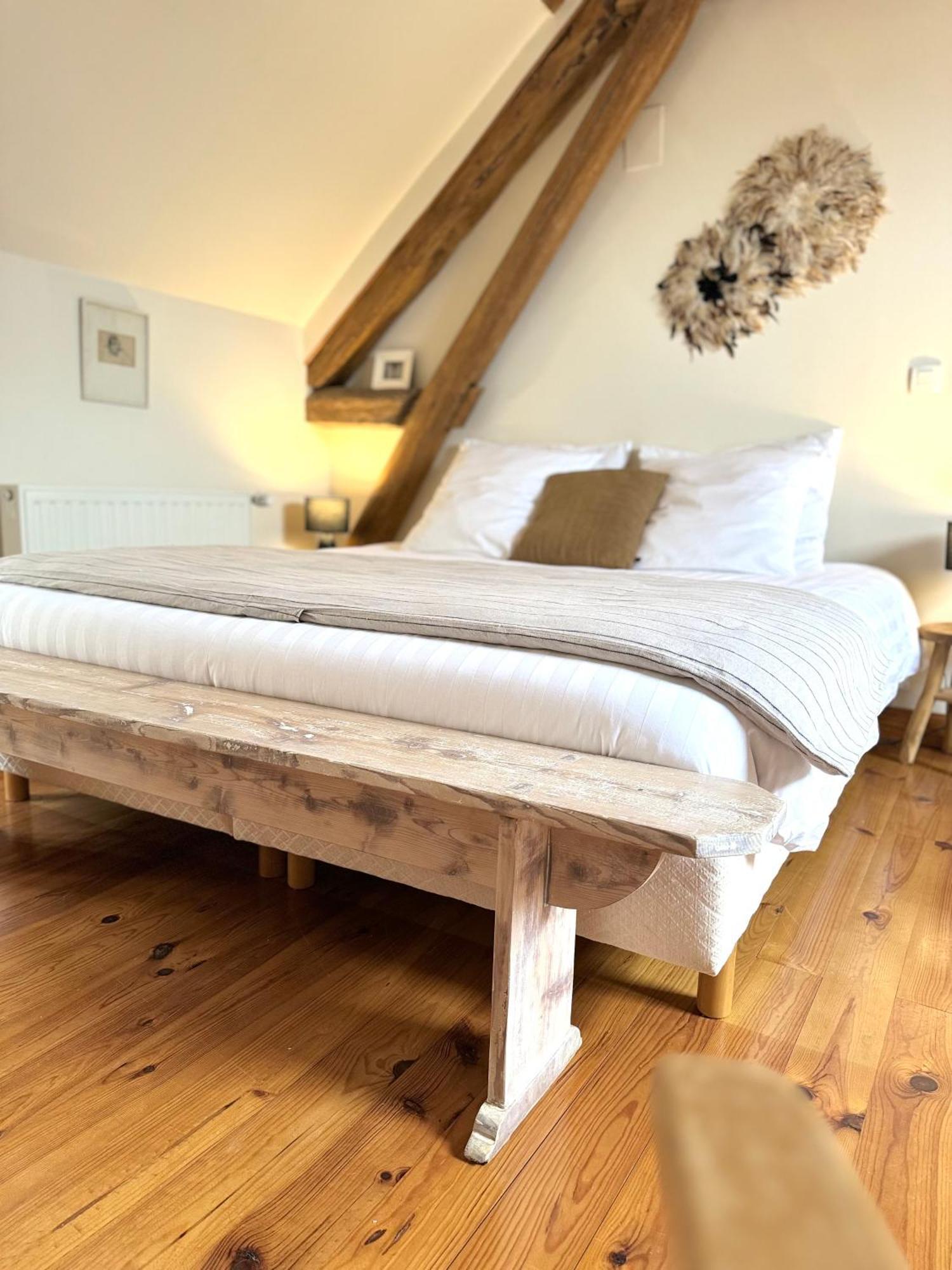 Bed and Breakfast Le Moulin D Olivet Orbigny Exterior foto