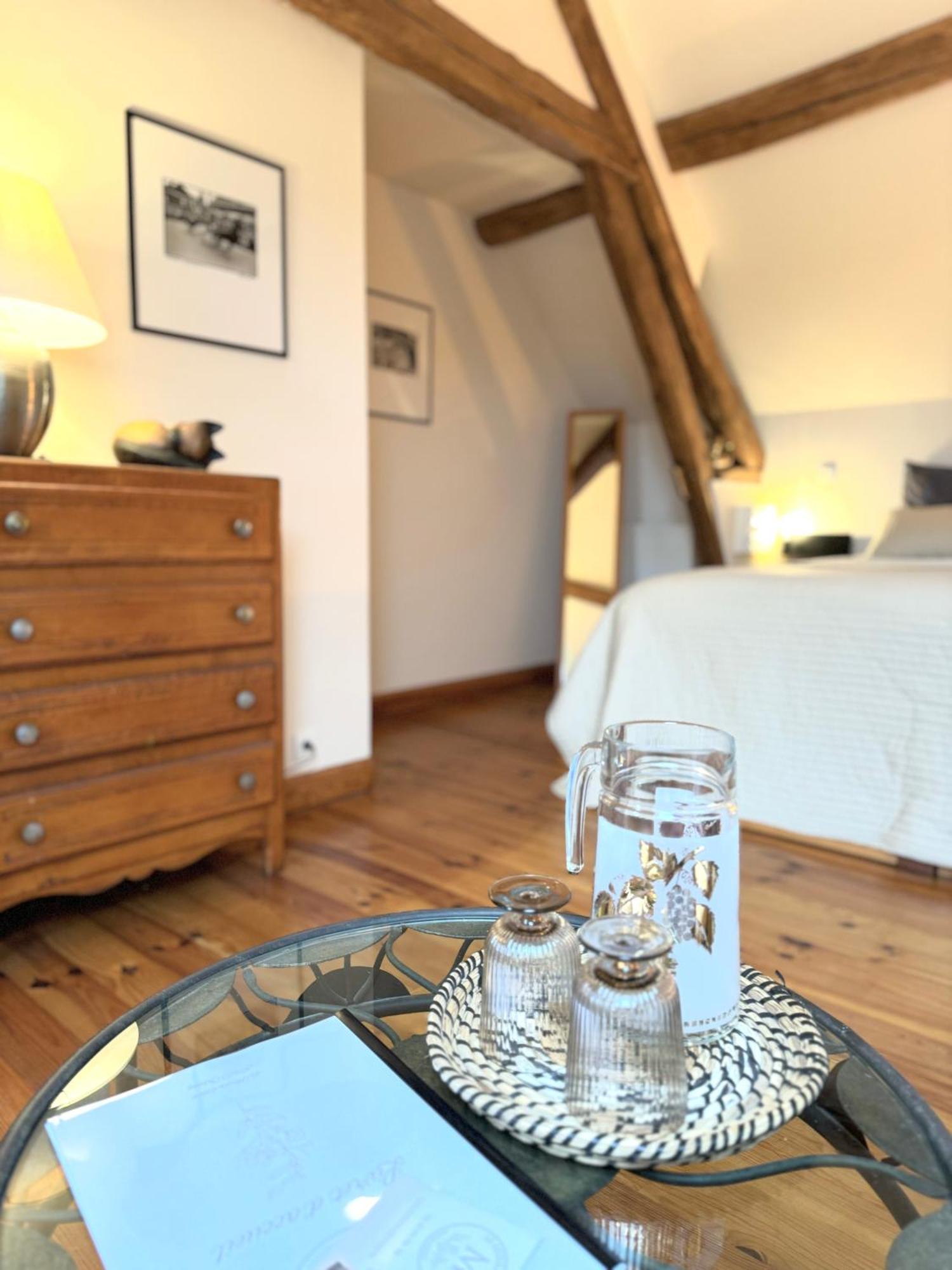 Bed and Breakfast Le Moulin D Olivet Orbigny Exterior foto