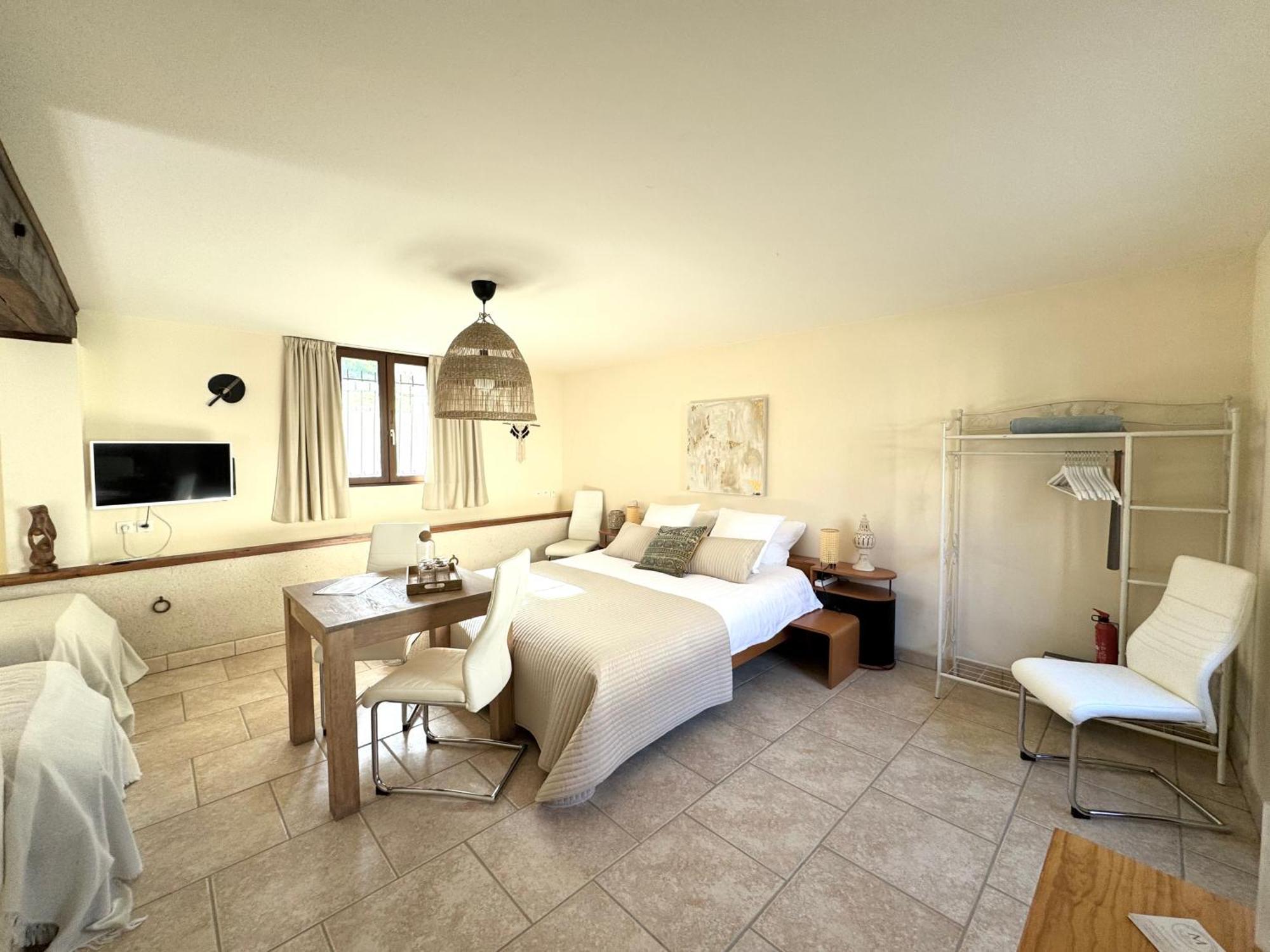 Bed and Breakfast Le Moulin D Olivet Orbigny Exterior foto